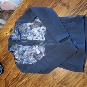 The North Face Navy/Floral Fleece Jacket size Medium
